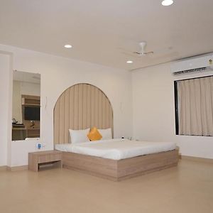 Bhama Lake Resort